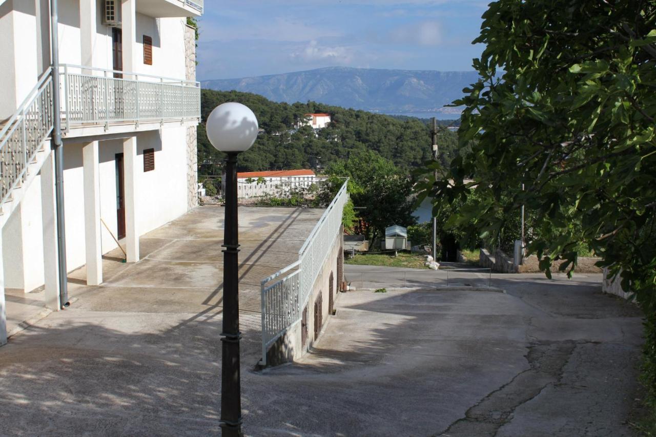 Apartments With A Parking Space Jelsa, Hvar - 8765 Jelsa  Exterior photo