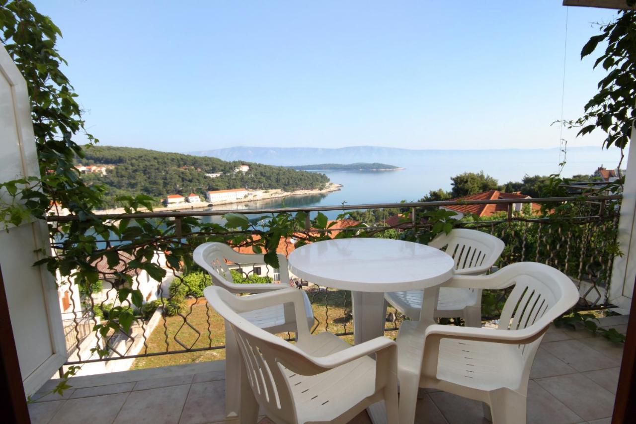 Apartments With A Parking Space Jelsa, Hvar - 8765 Jelsa  Exterior photo