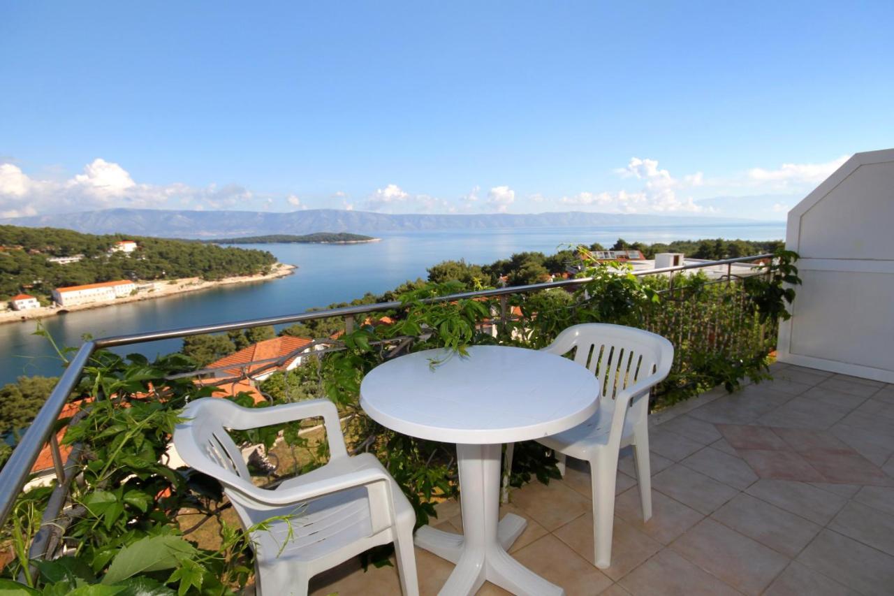 Apartments With A Parking Space Jelsa, Hvar - 8765 Jelsa  Exterior photo